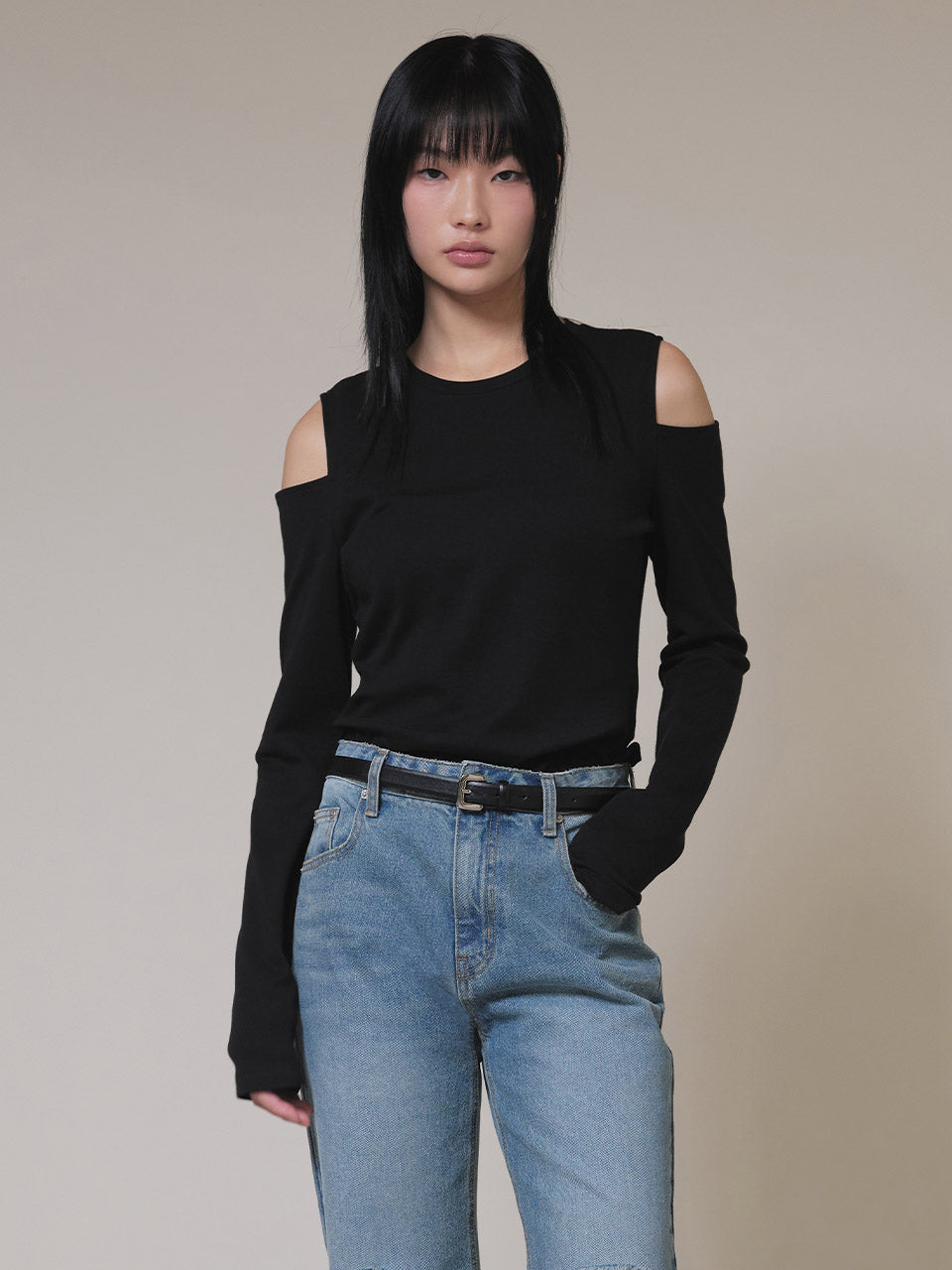 Open Cut-out T-shirt in Black